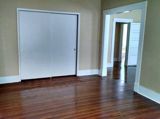 226 W 7th St, Laurel, MS 39440