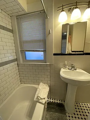 12 Chiswick Rd #1 — Photo 6