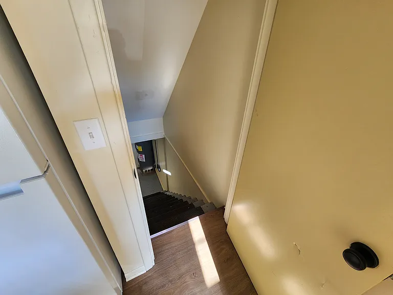6295 Dresden Rd #B — Photo 17