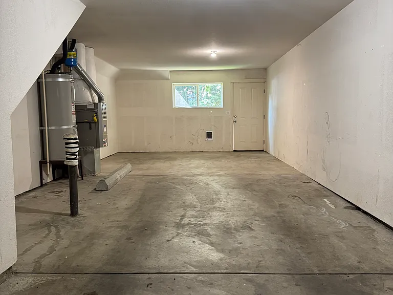 19074 Quinn Ct — Photo 6