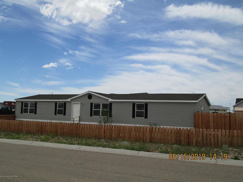 1st image of 5 Blue Lagoon Ave