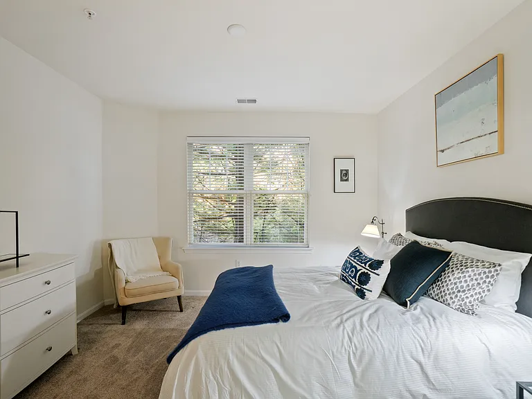 Harbor Village at the Commons — Photo 15