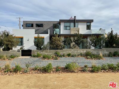 3452 Grand View Blvd, Los Angeles, CA, 90066