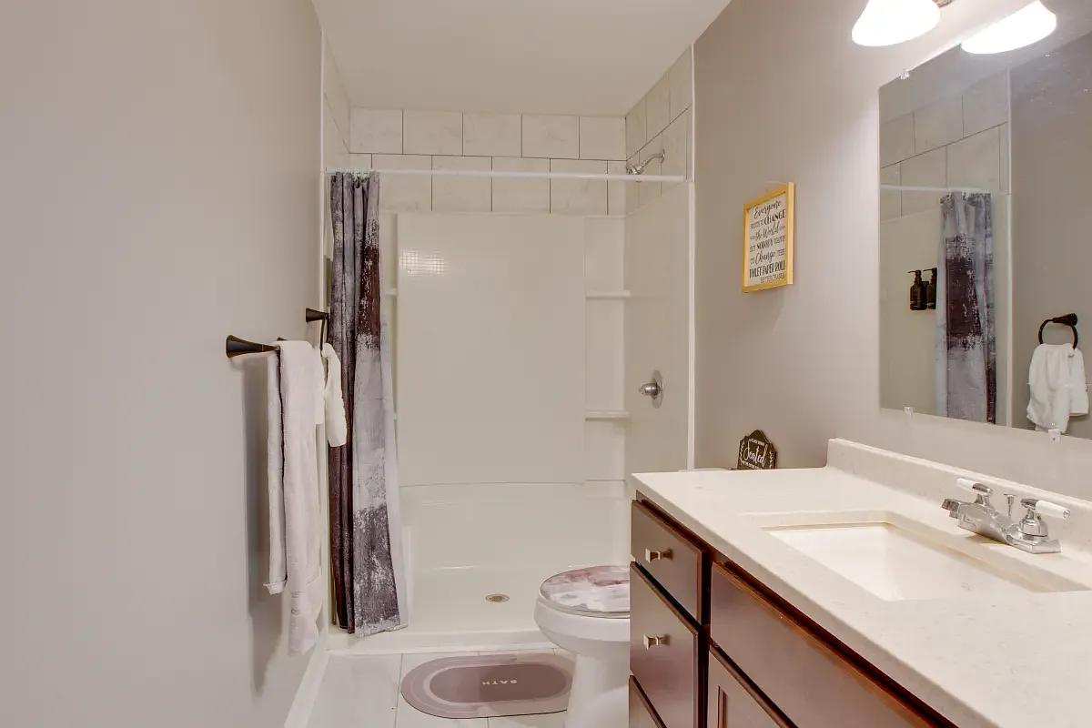 2 bed, 1089 sqft, $1,800 — Photo 1
