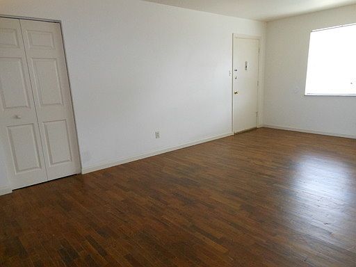 4th image of 9963 Sloane Sq APT C