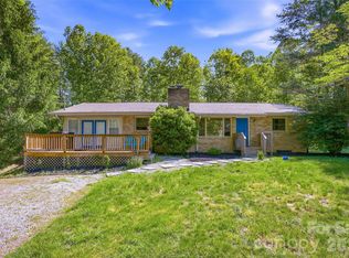 115 Field Sparrow Ln, Hendersonville, NC 28792