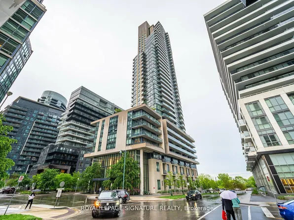 59 Annie Craig Dr, Toronto, ON