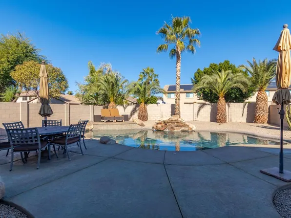 9036 W Mary Ann Dr, Peoria, AZ 85382
