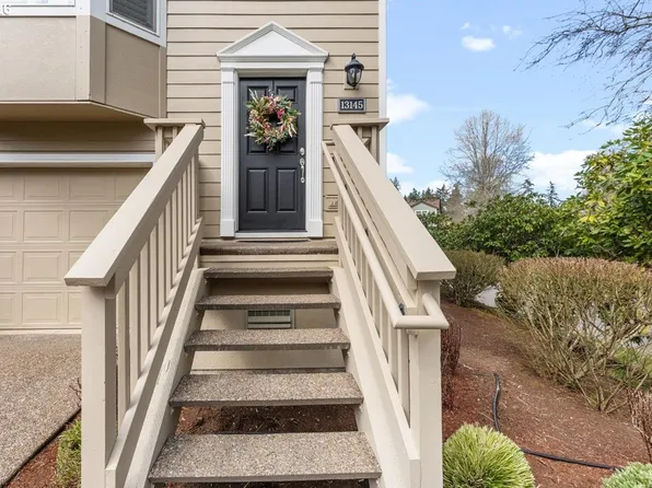 13145 SW Worchester Pl, Tigard, OR 97223
