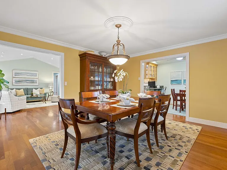 6410 Camden Ave — Photo 5