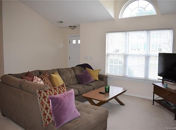 4th image of 6828 Brancusi Ct