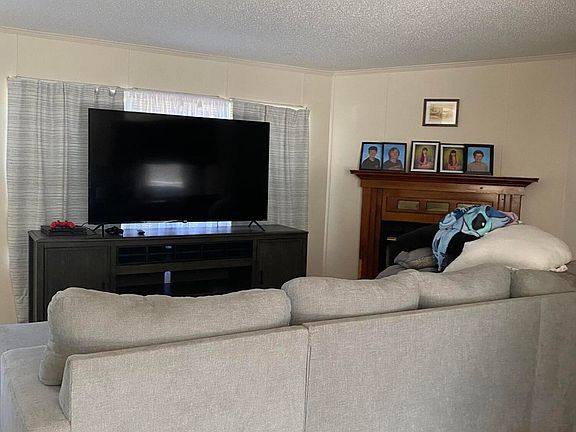 3rd image of 103 Yew Court