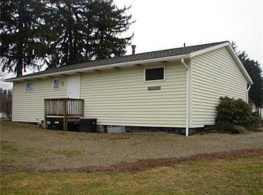 2nd image of 503 Stewart St