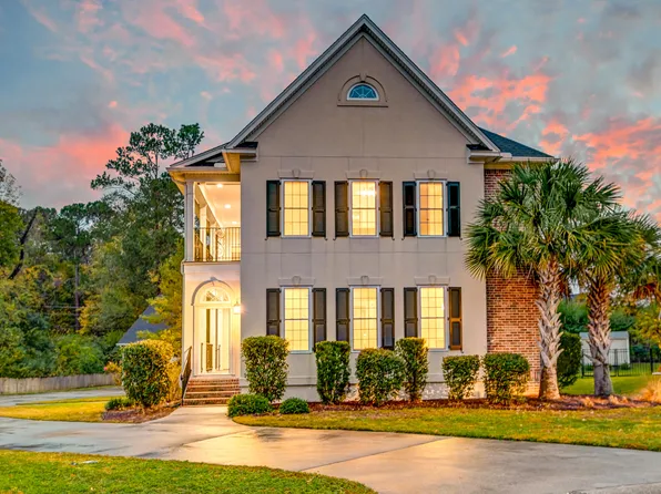 106 Aviary Ct, Summerville, SC 29483