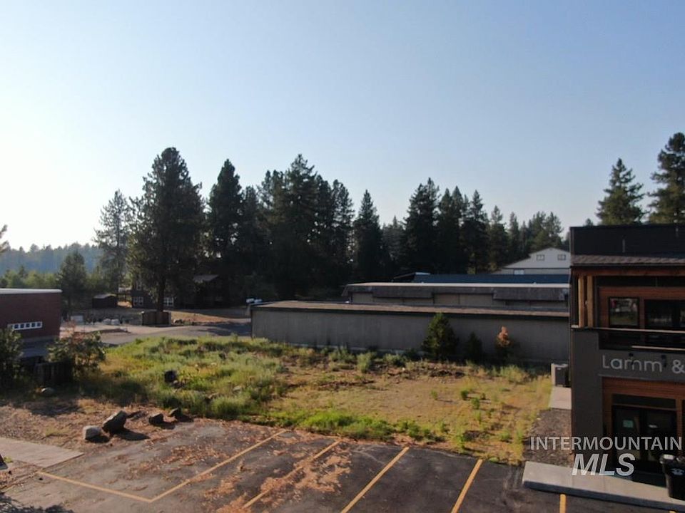 1st image of 309 Deinhard Ln