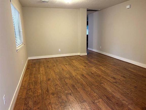 2nd image of 10607 Cobblecreek Way