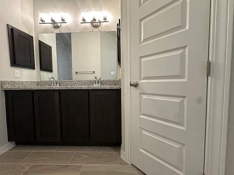 417 Samuel Blount Ct — Photo 42