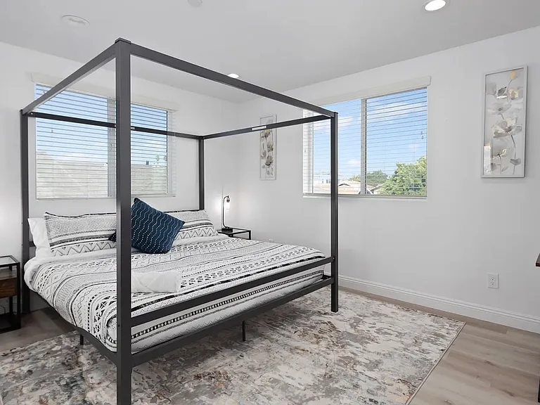 4-Unit Townhome Community | Luxury Living Near DTLA — Photo 10