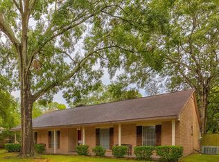 2010 Ramada Dr, Houston, TX 77062