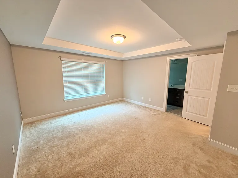 102 Harvest Oaks Ln — Photo 17