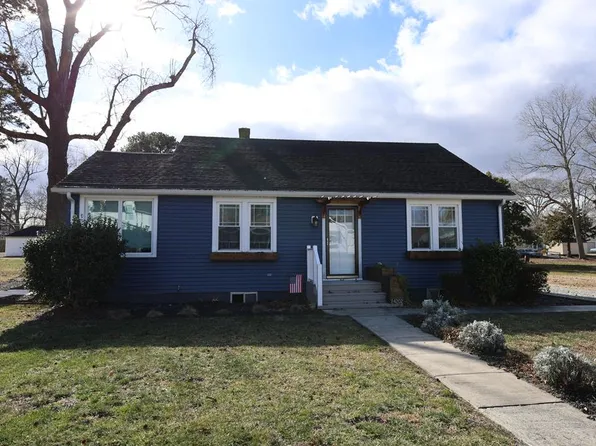 24202 Adelaide St, Parksley, VA 23421