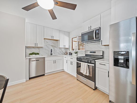 5th image of 2942 Arrowhead Ct