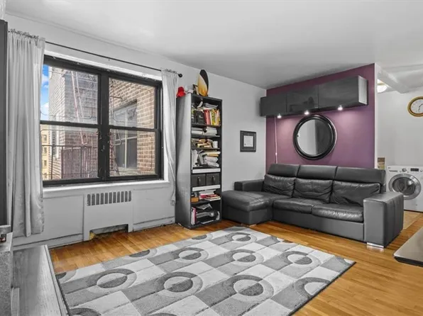 2615 Avenue O image 4 of 9