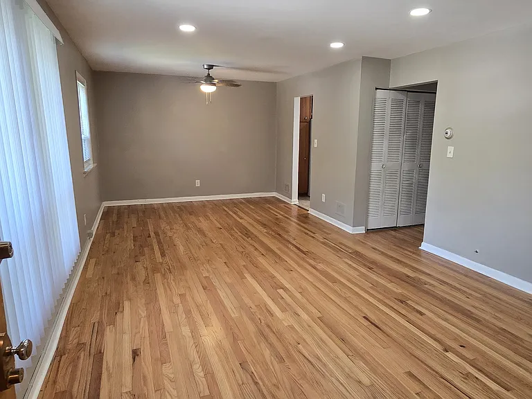 6849 Country Ln — Photo 13