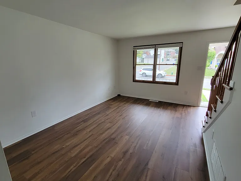 636 Chestnut St — Photo 16