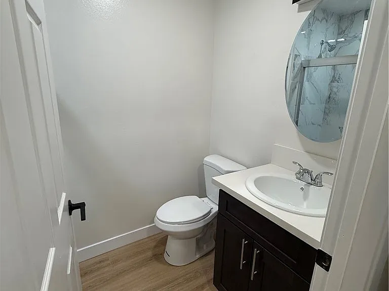 1207 N Columbus Ave #102 — Photo 15