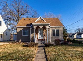 1959 W 7th St, Waterloo, IA 50702