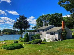 22 Nauyaug Point Rd, Mystic, CT 06355