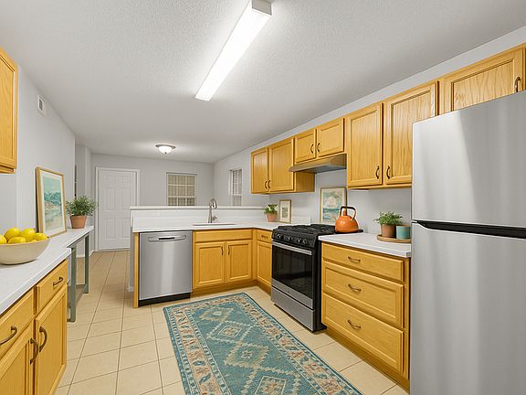 5th image of 3925 Highland Ave