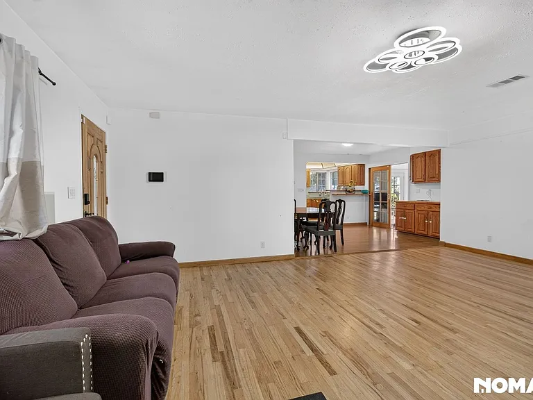 3184 Durant Ave — Photo 18