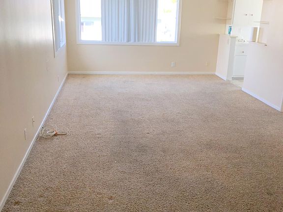 Living & Dining Room veiw from front door