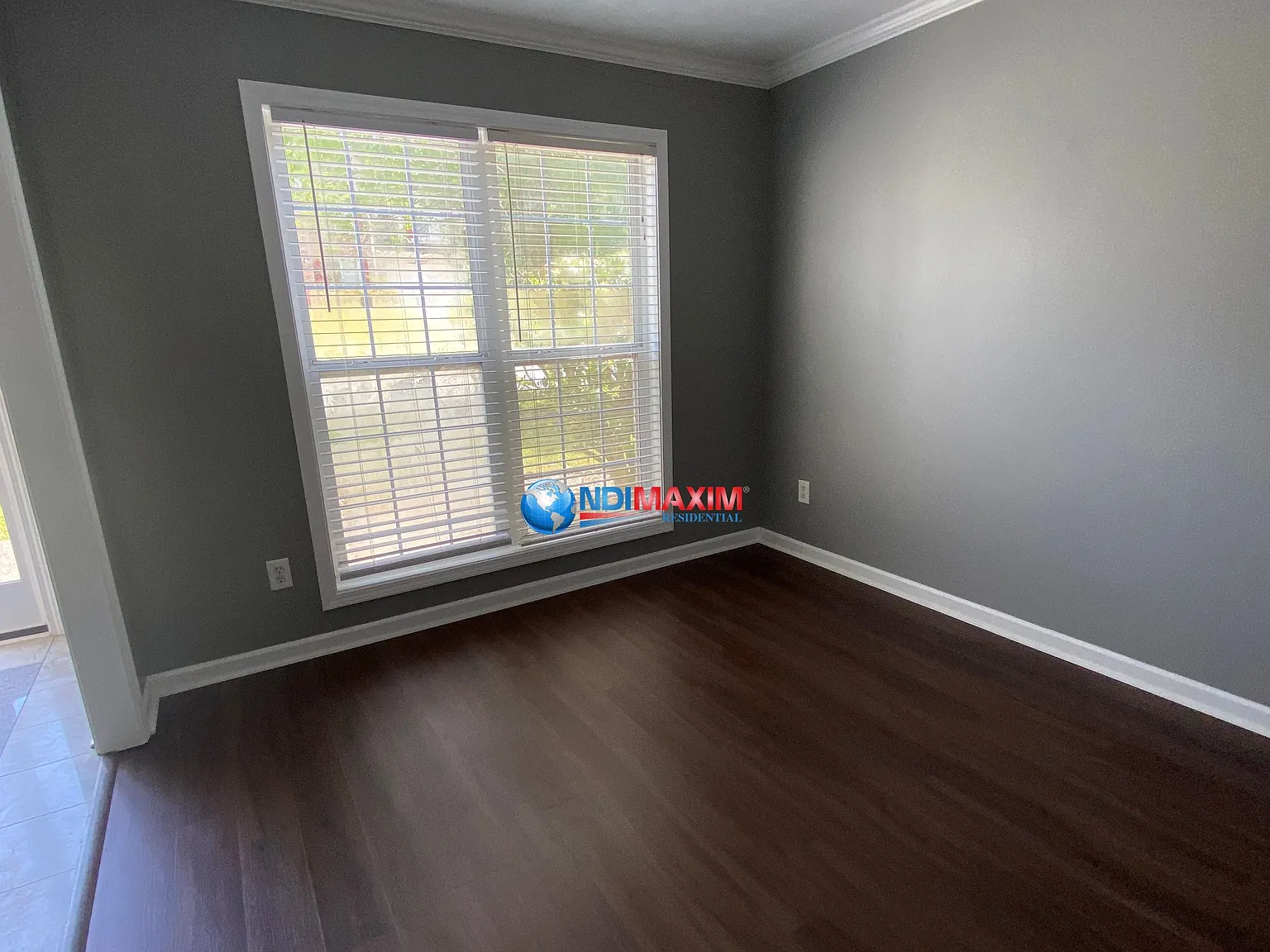 4 bed, 2.5 bath, 2334 sqft, $2,095 — Photo 3