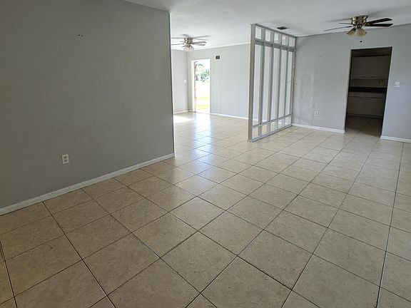 4th image of 21040 Gertrude Ave