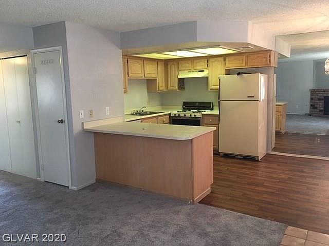 1st image of 725 Rock Springs Dr APT 102