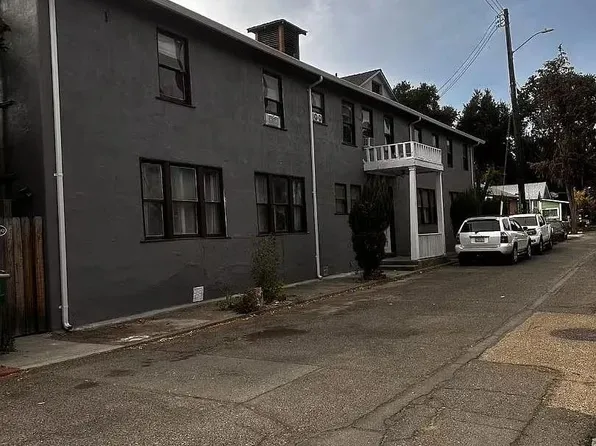 14090 Winnie St, Walnut Grove, CA 95690