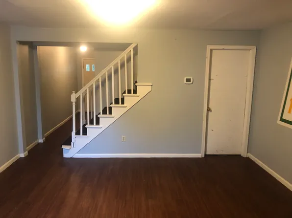 125 1/2 E Cleveland Ave, Newark, DE 19711