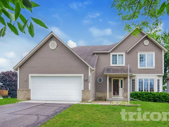 9826 74th Street Cir S, Cottage Grove, MN 55016