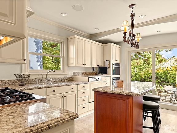 Six burner range & Miele Oven and Steam Oven>