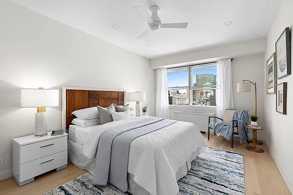 Sold by Compass | media 7