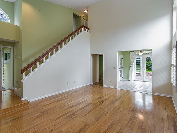 3rd image of 123 Island Dr