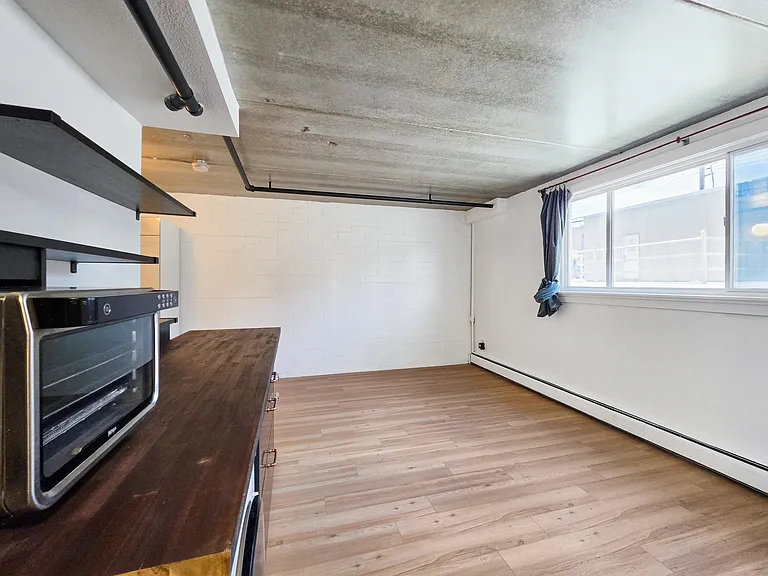 315 9a St NW — Photo 3