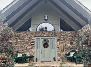 1831 Ferry Hill Rd, Dandridge, TN 37725