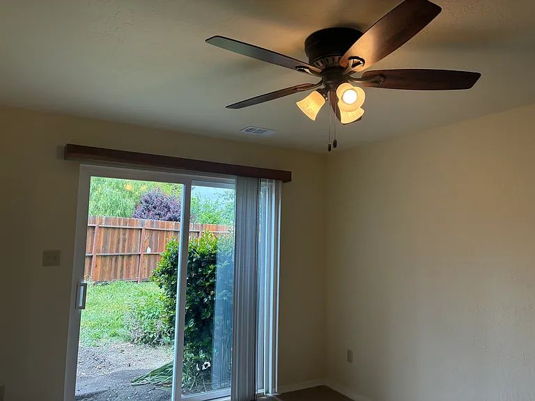 3520 Beckworth Dr — Photo 3