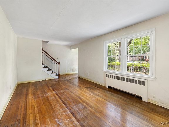 5th image of 6223 Dustin Dr