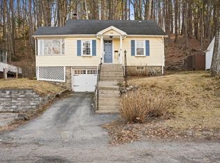 38 Glendale St, Worcester, MA 01602