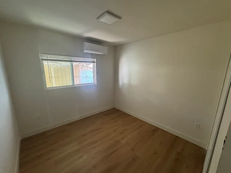 2200 Cedar St #B — Photo 6